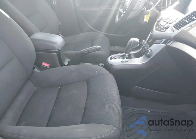 1G1PC5SB8F7207911: 43853621