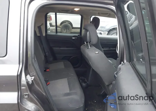 1C4NJRFB1ED898169: 43853631