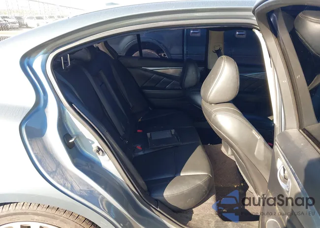 JN1BV7APXFM332711: 43855184