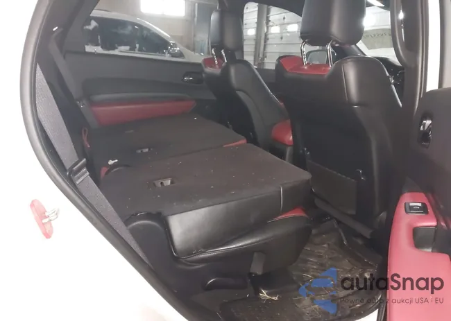 1C4SDJCT6MC598785: 43855191