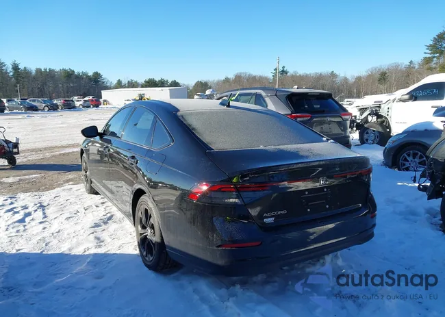 1HGCY1F49SA011678: 43855387