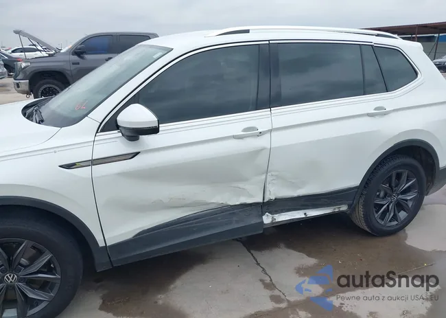 3VV3B7AX5PM058836: 43855439