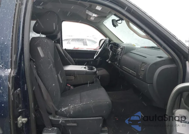 1GTR2VE38BZ101917: 43855448