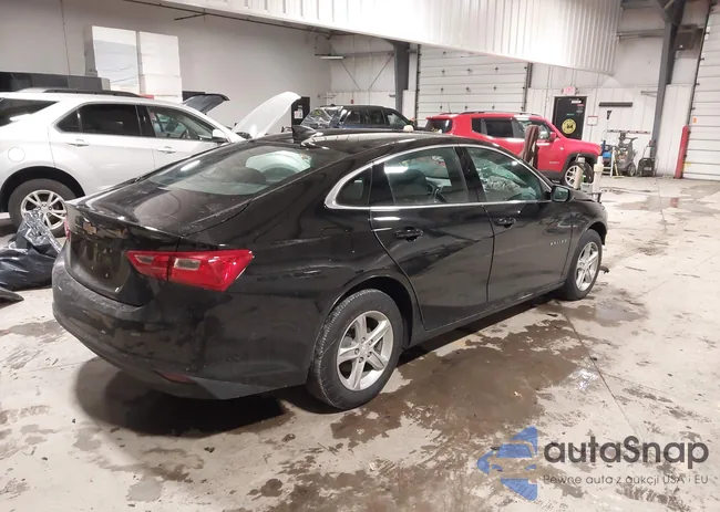 1G1ZB5ST7NF191497: 43854560