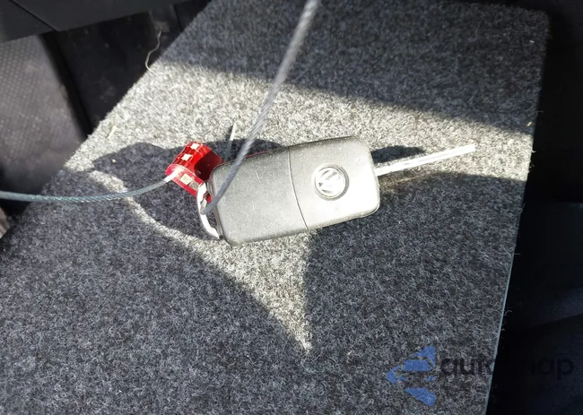 3VW3L7AJ1DM246947: 43854574