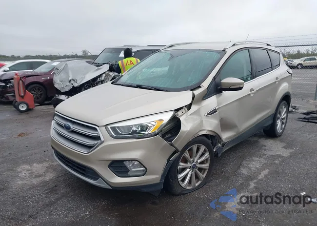 1FMCU0JD5HUD58195: 43854785