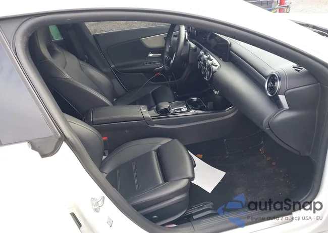 WDD5J4HB2LN032185: 43855946