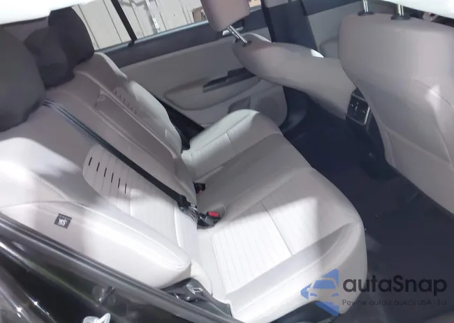 KNDPM3AC2L7733272: 43856088