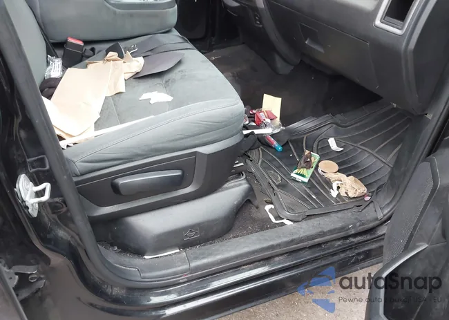 1C6RR6KT3FS621132: 43856202