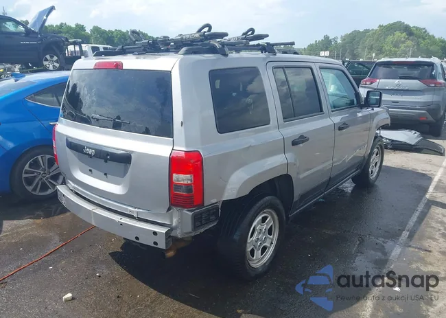 1C4NJPBA2GD809309: 43856361