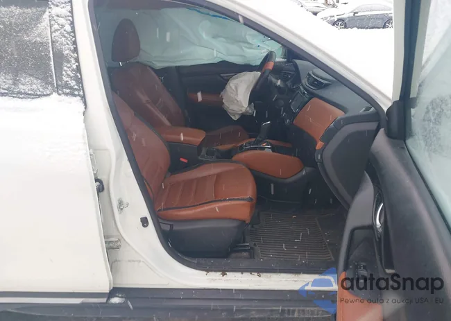 JN8AT2MV4HW026434: 43855610