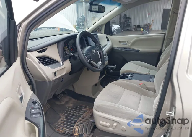 5TDKK3DC1FS582933: 43855659