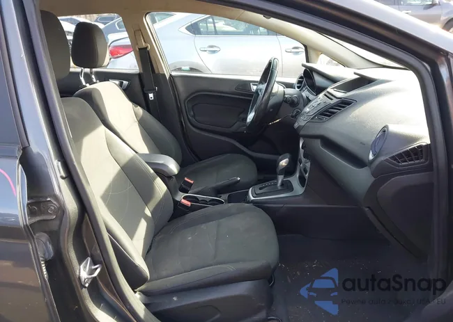 3FADP4BJ5GM164786: 43855782