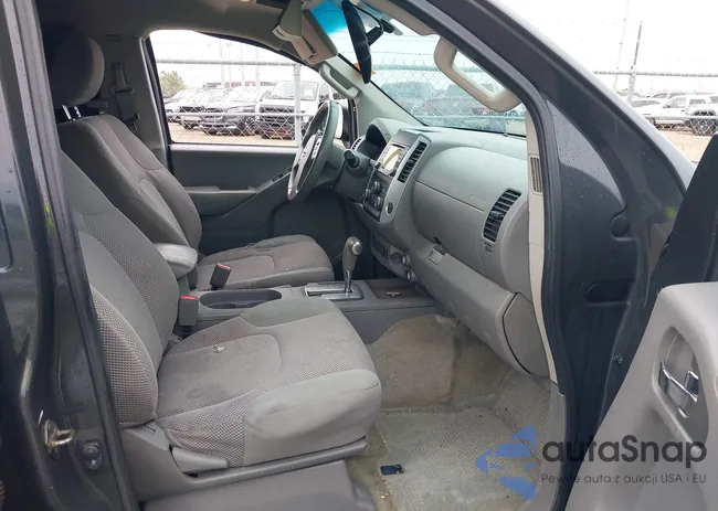 1N6AD0ER7FN750228: 43856887