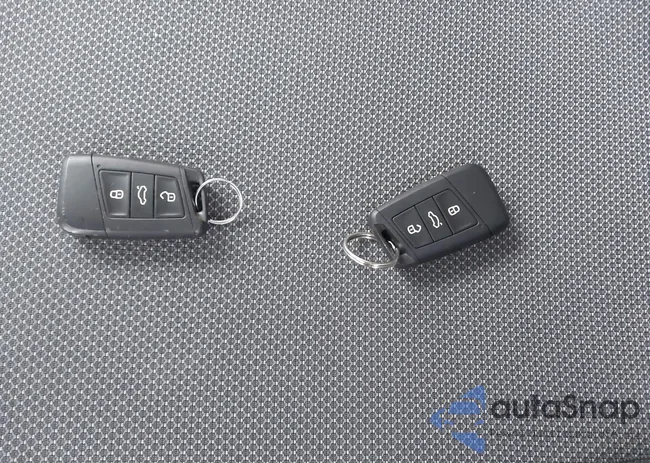 3VVMX7B22NM041708: 43856929