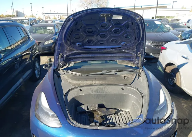 5YJ3E1EB1NF188017: 43856932