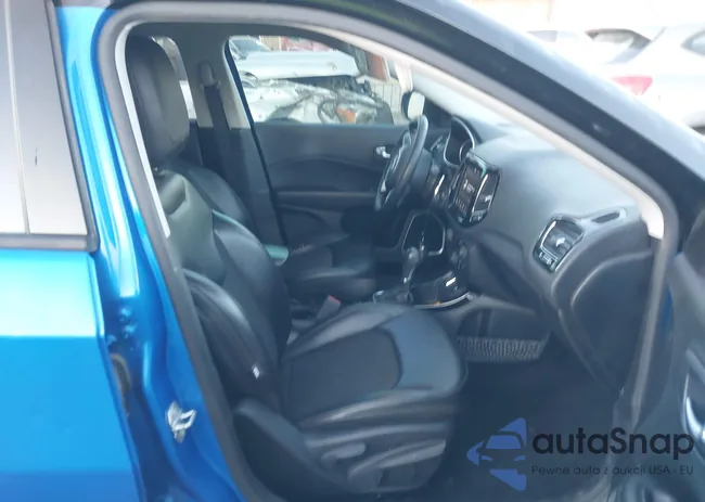 3C4NJCBB3JT304771: 43856954