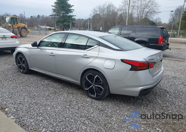 1N4BL4CV7RN393161: 43856957