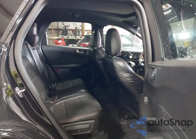 1FMCU9NA8RUA08307: 43856959