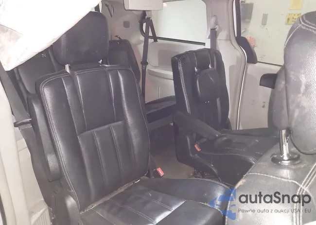 2C4RC1BG3ER434621: 43856978