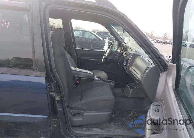 1FMZU67E02UD41521: 43857014