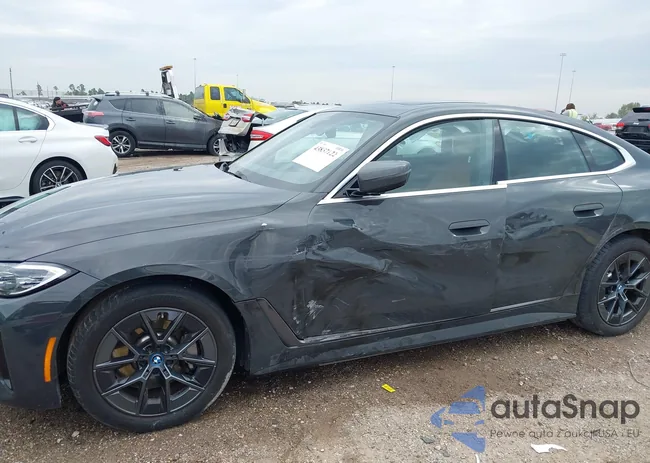 WBY43AW0XRFS24827: 43857122