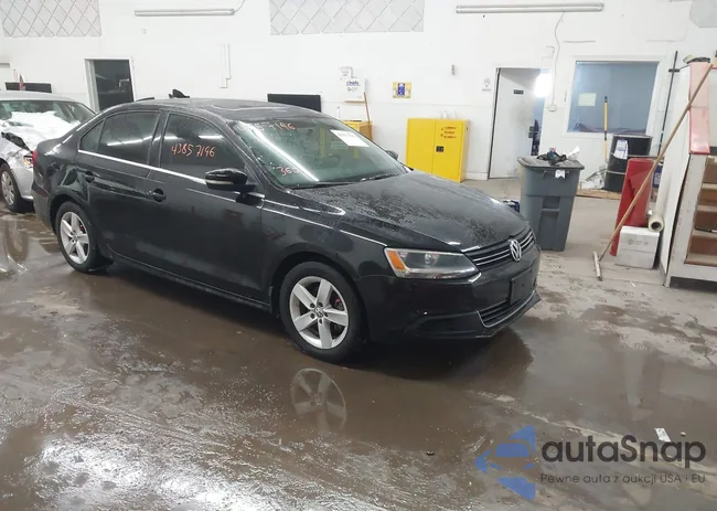 3VWLL7AJ2EM405556: 43857196