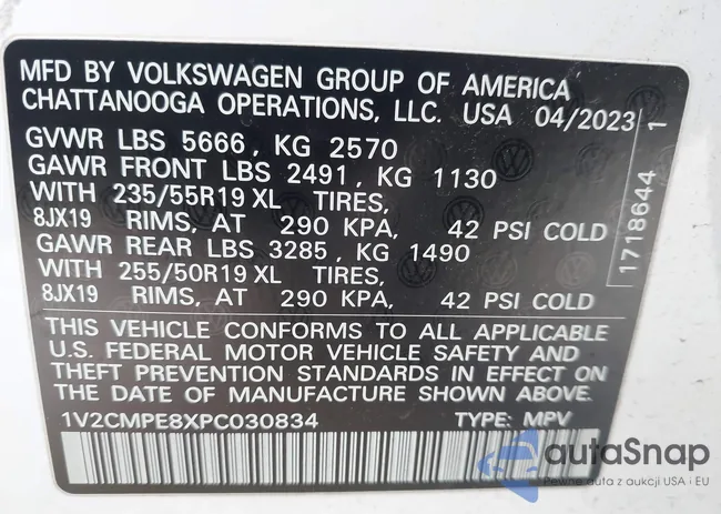 1V2CMPE8XPC030834: 43857318