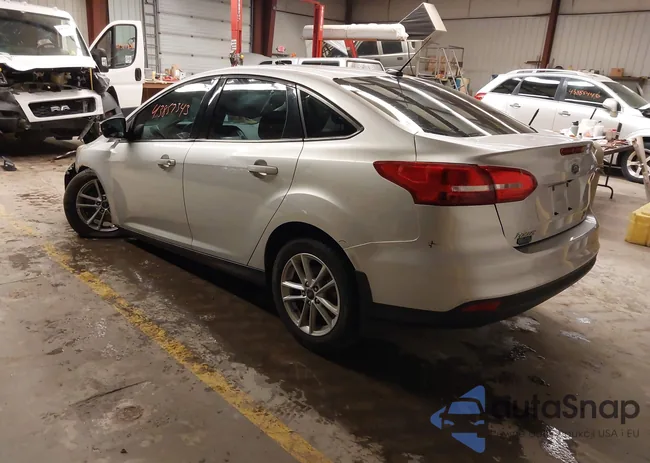 1FADP3FE3JL200264: 43857343