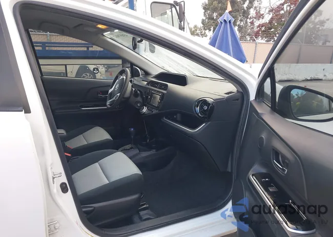 JTDKDTB3XF1104214: 43857412