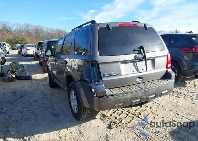 1FMCU9D72CKB47129: 43856843