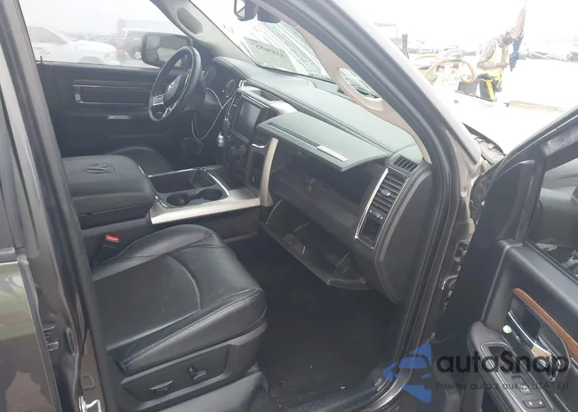 1C6RR7NT6HS764130: 43856857