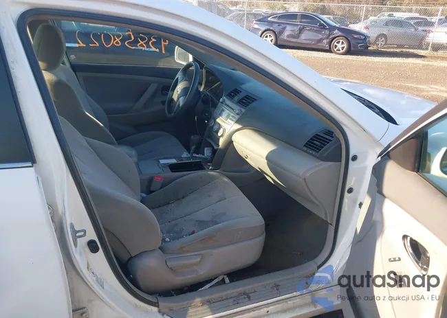 4T1BF3EKXBU587026: 43858022