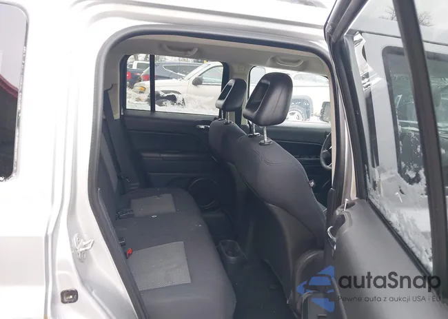 1J4FT28B59D159065: 43858083