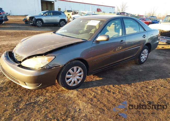 4T1BE30K75U946024: 43858119