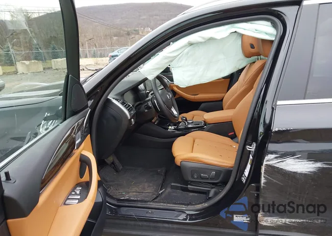 5UX53DP09R9X36789: 43858139