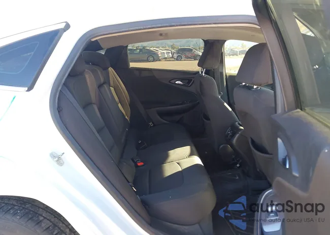 1G1ZD5ST8KF141567: 43858142