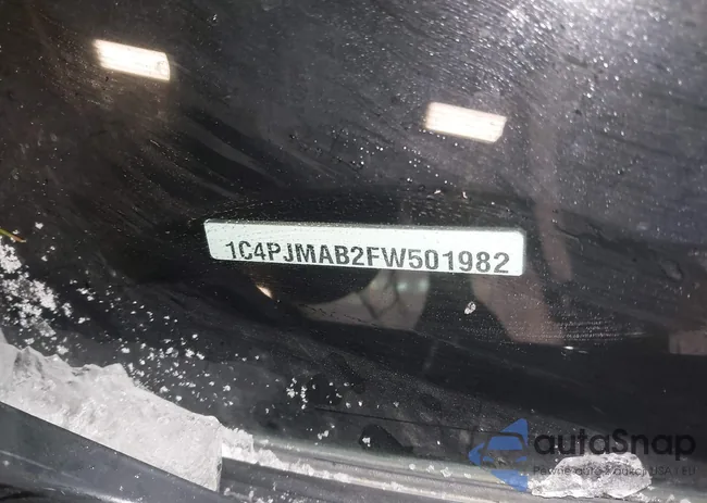 1C4PJMAB2FW501982: 43858301