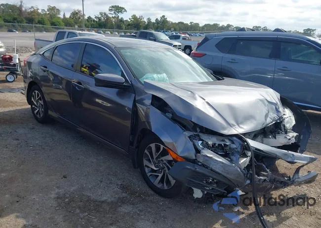 19XFC2F78JE043933: 43858307