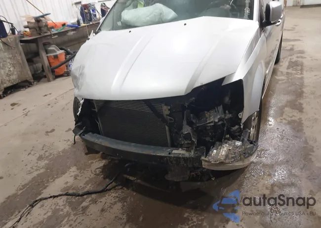 2C4RC1BG3CR116320: 43858324