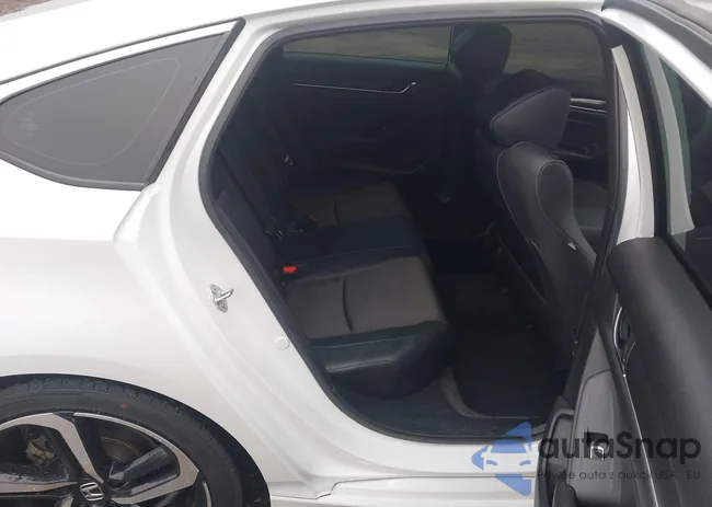 1HGCV1F33NA037889: 43858433