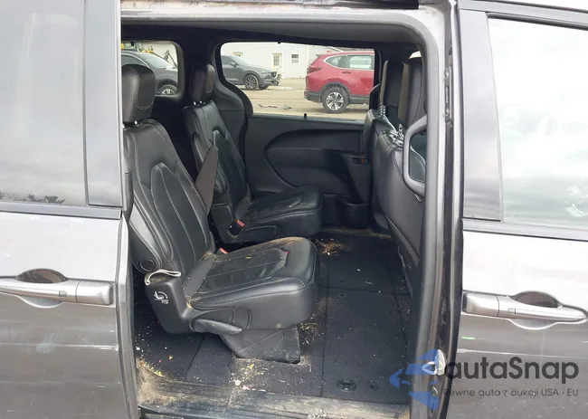 2C4RC3BG5LR263931: 43858453