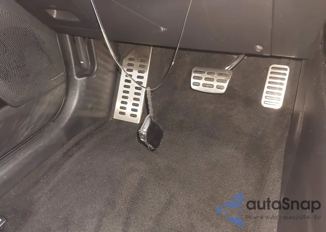 3KPF44AC1LE256674: 43857503