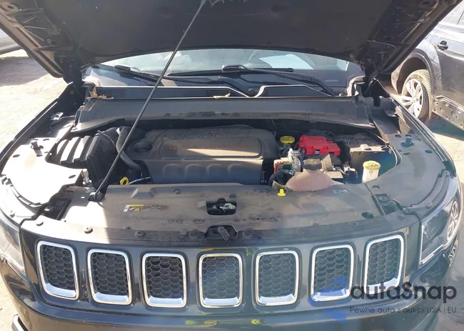 3C4NJCABXMT505220: 43857504