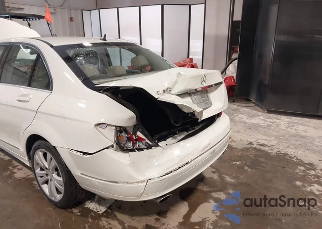 WDDGF8BB9BR165561: 43857507