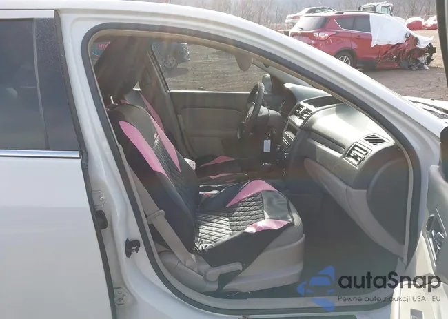 3FAHP0HA6AR375491: 43857671