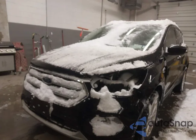 1FMCU9GD8JUD53834: 43857771