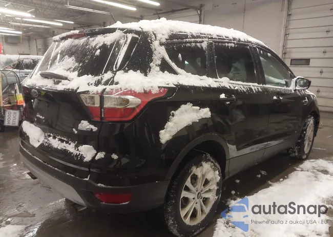 1FMCU9GD8JUD53834: 43857771