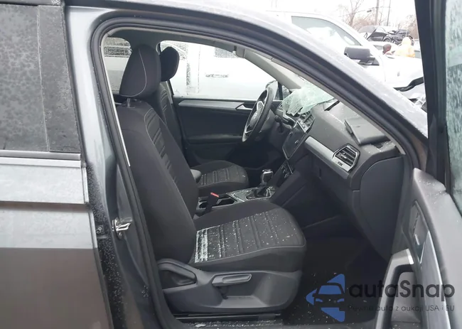 3VVRB7AX5RM159338: 43857809