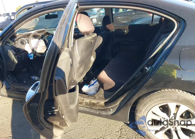 1HGCR2F34FA019784: 43858891